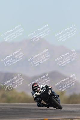 media/Oct-26-2025-Race Pace (Sun) [[c1447ca738]]/Non Verified (1st 20 Minutes of every Hour)/4-Turn 14 (1110am)/